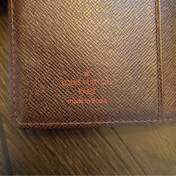 Authentic Louis Vuitton Small Ring Agenda Damier Ebene - Picture 14 of 14